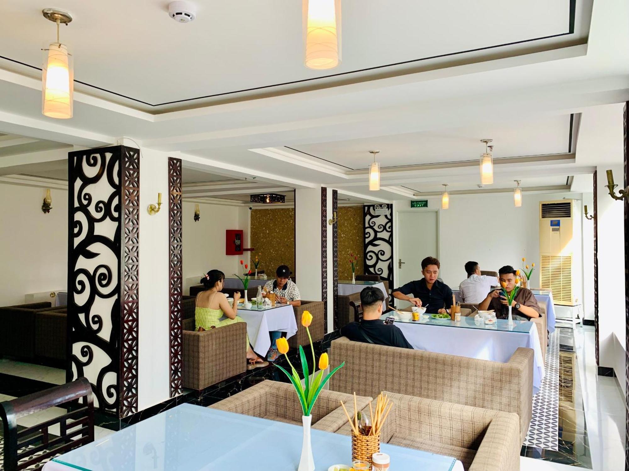 הואה Vina Spa Hotel מראה חיצוני תמונה